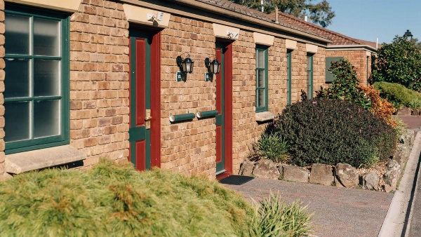 Country Club Villas image 7